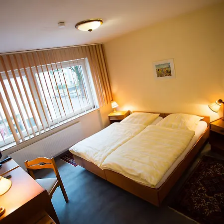 Am Sportpark 3* Duisburg