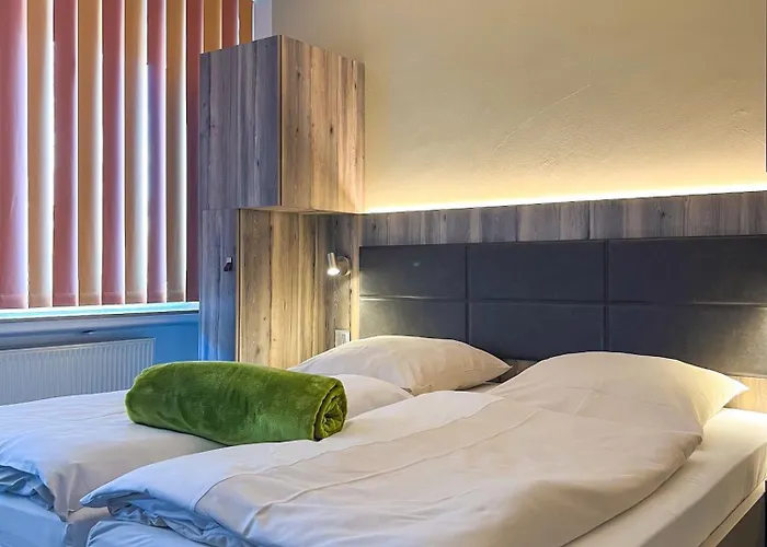 Hotel Am Sportpark 3*